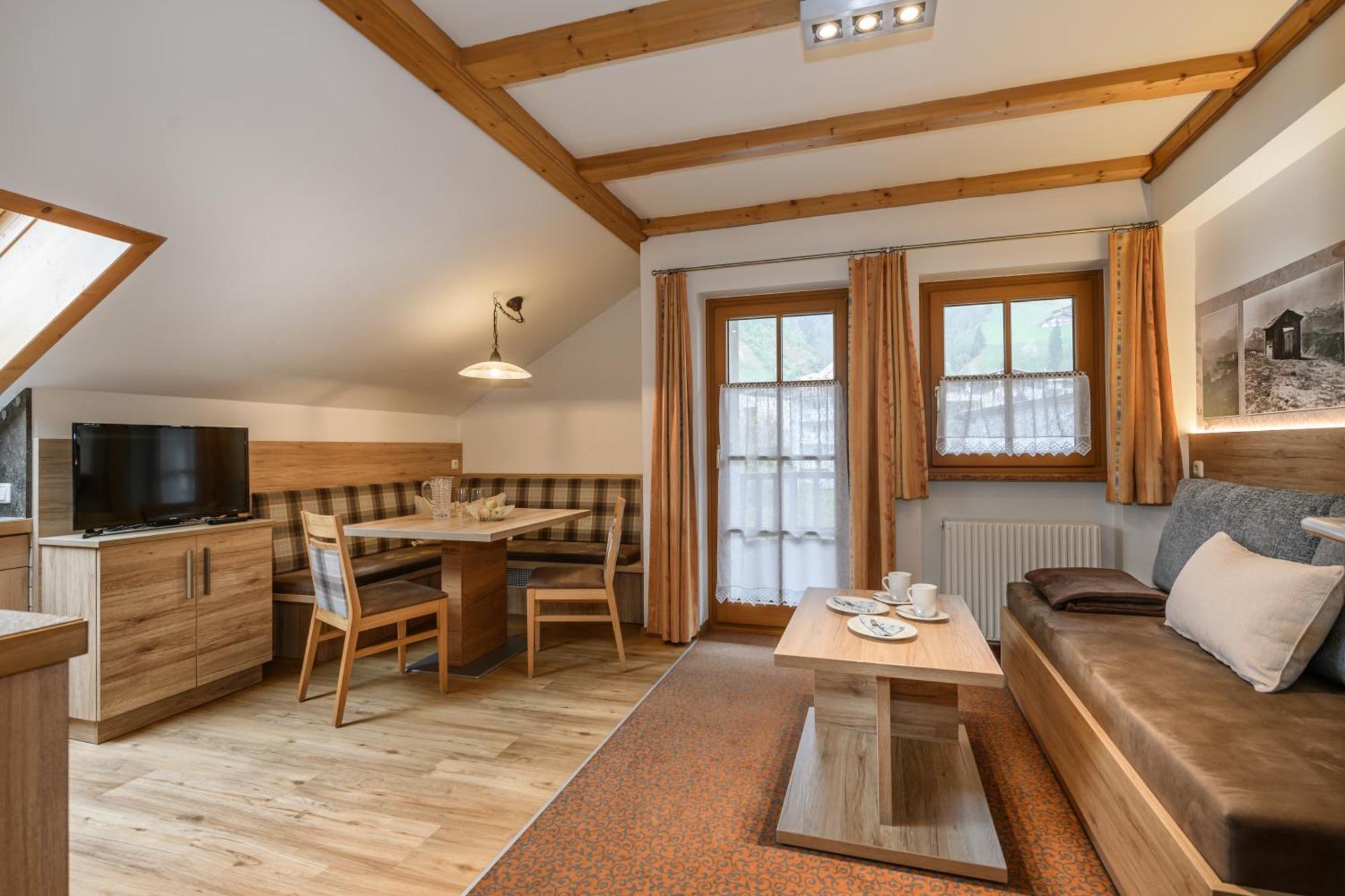 Ferienhaus Birgit - Inklusive Eintritt Alpentherme 배드호프가스타인 외부 사진