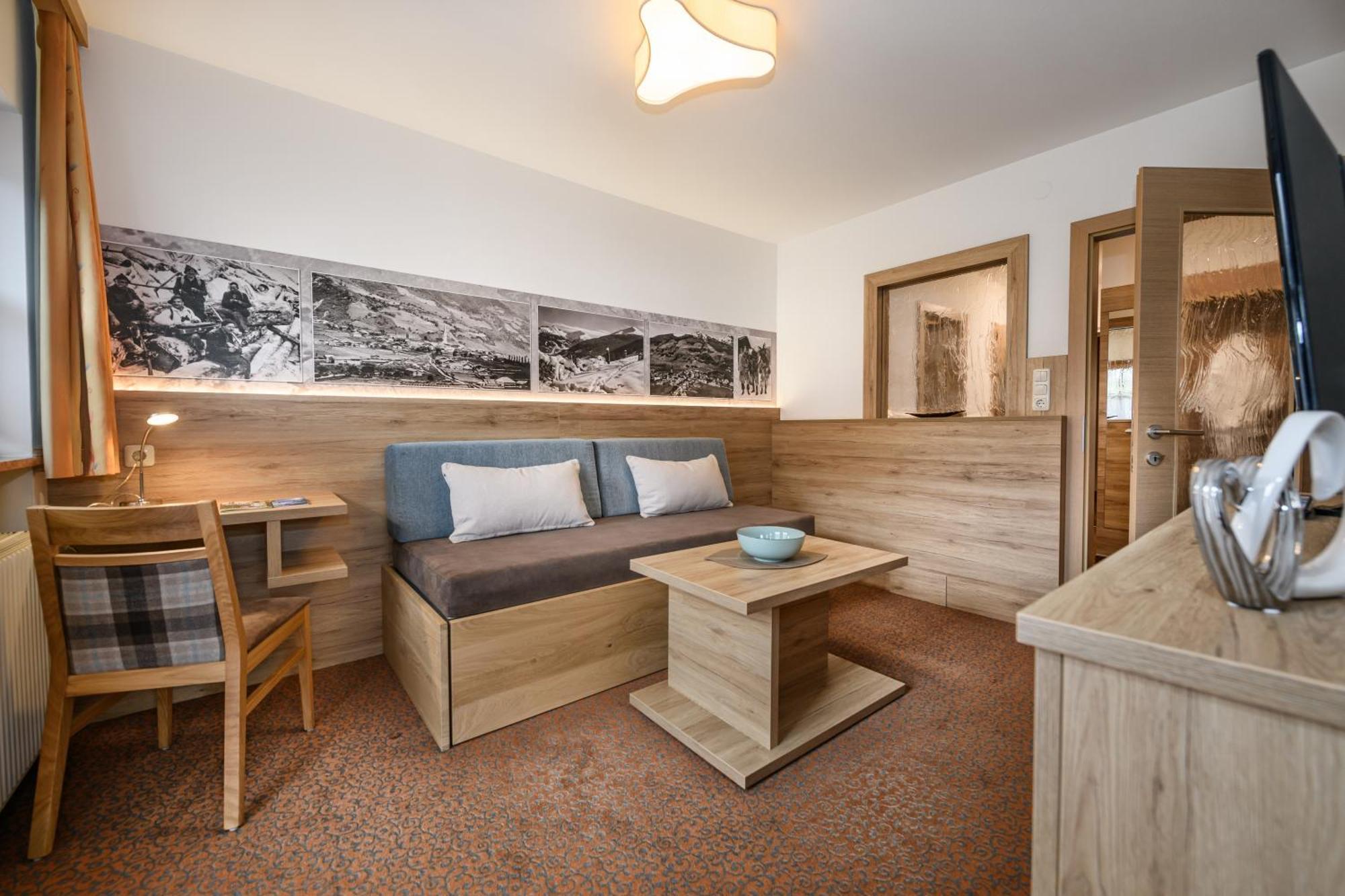 Ferienhaus Birgit - Inklusive Eintritt Alpentherme 배드호프가스타인 외부 사진